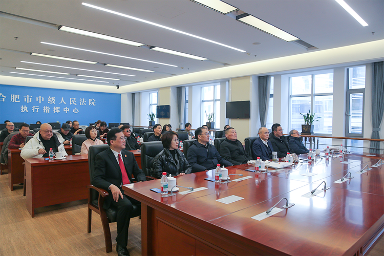 司法與文學的深度對話 當公平的利劍遇上人文的燈盞
